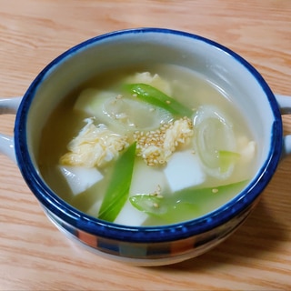 豆腐と卵とねぎのスープ